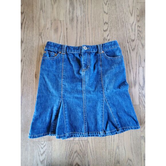 Tommy Hilfiger Dresses & Skirts - Tommy Hilfiger Women's 6 Flare Denim Skirt Y2K EUC